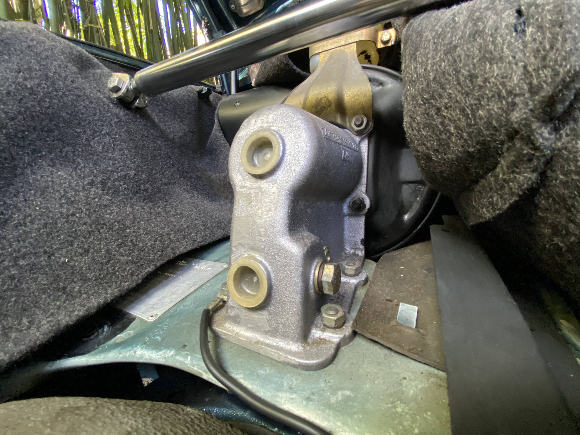 Porsche 930 Brake Booster