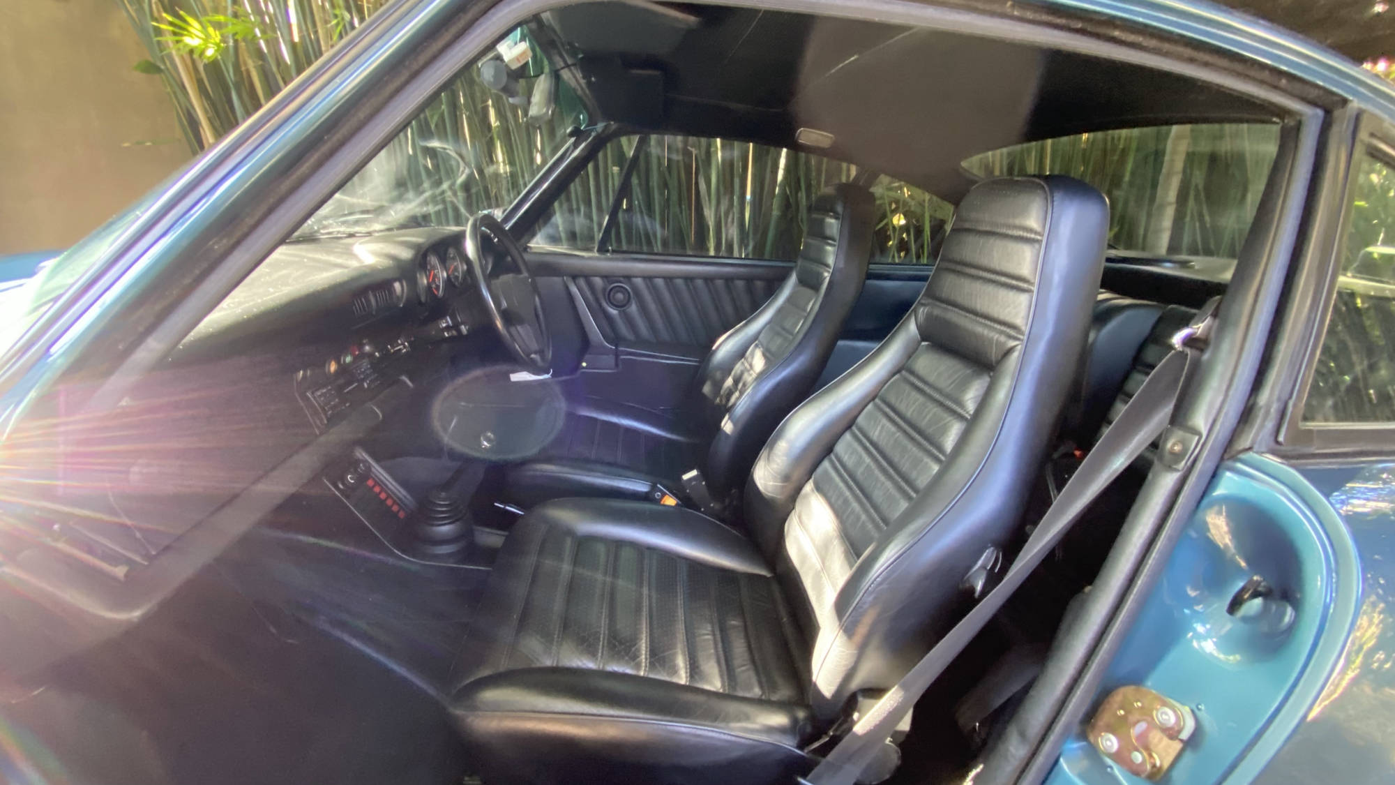 Porsche 930 Interior Lens Flare Wide