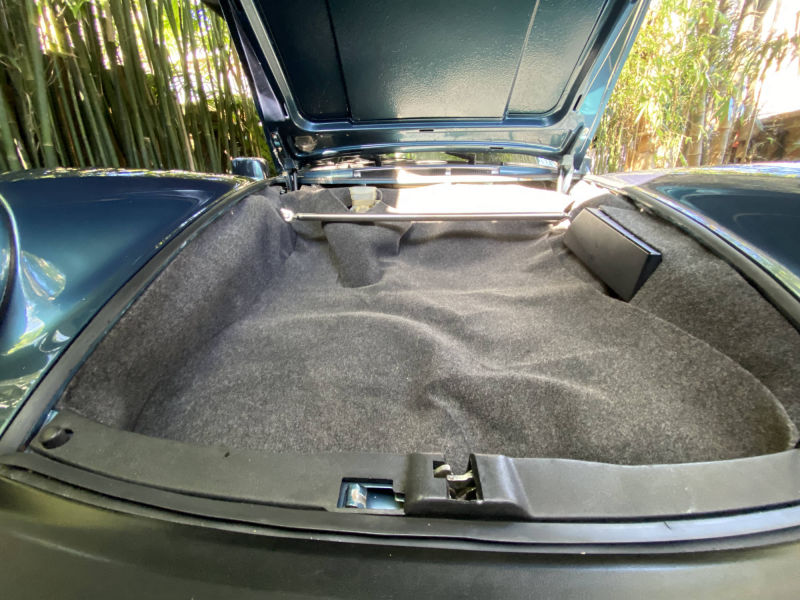 Porsche 930 Trunk